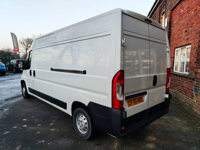 2021 Peugeot Boxer 2.2 BlueHDi H2 Professional Van 140ps