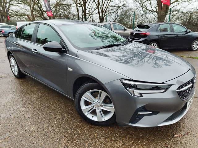 Vauxhall Insignia 1.5 Turbo D SE Nav 5dr Hatchback Diesel GREY