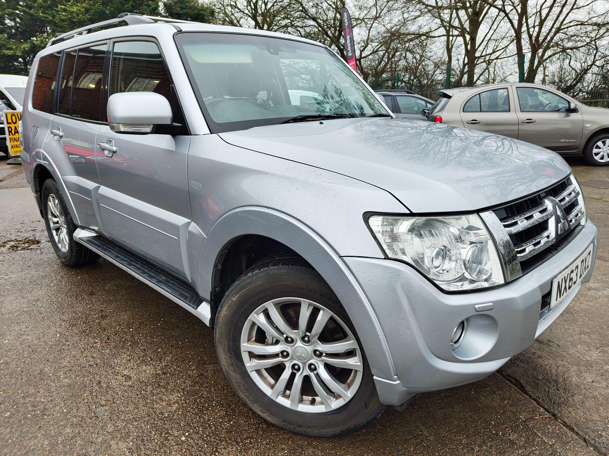 2013 Mitsubishi Shogun