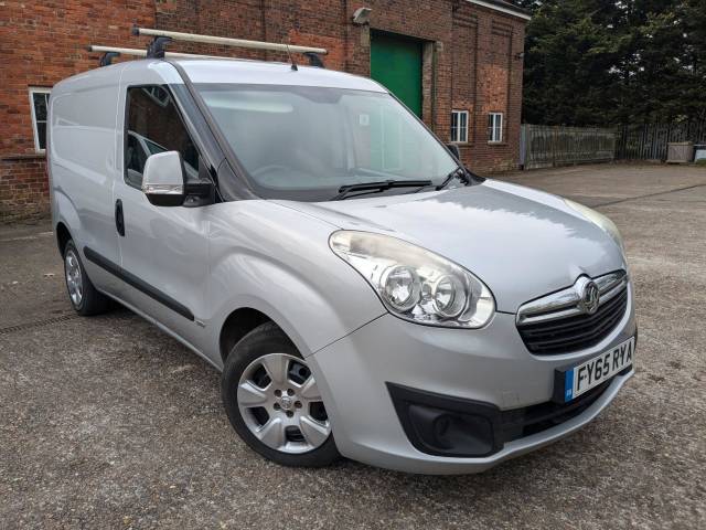 Vauxhall Combo 2000 1.3 CDTI 16V H1 Sportive Van Panel Van Diesel SILVER